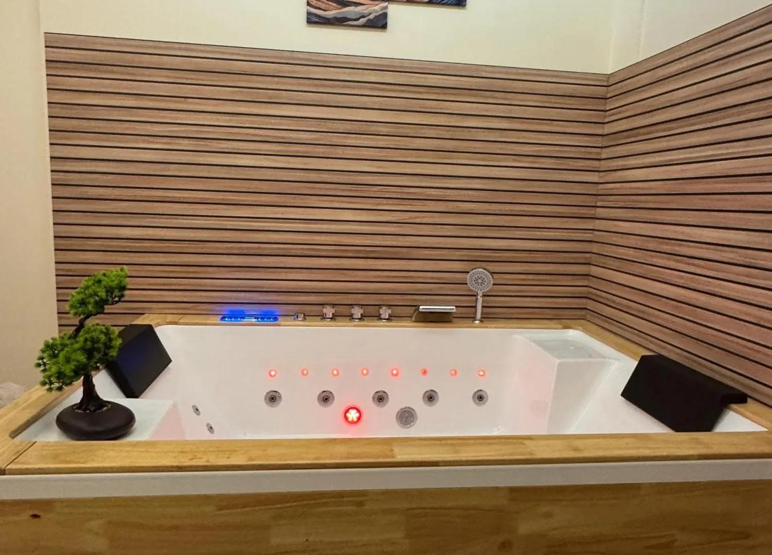 Apartment Zen Love Room Jaccuzzi Sauna Pontivy Frankreich