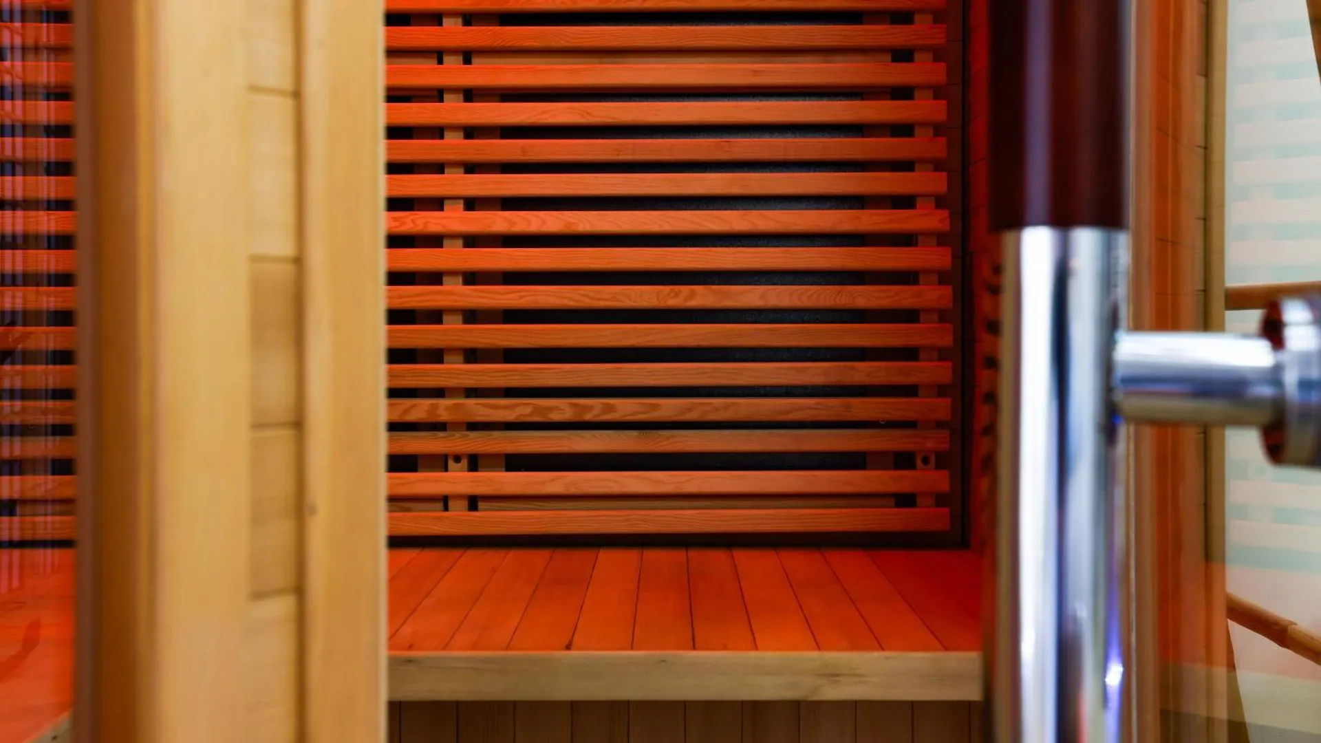 Zen Love Room Jaccuzzi Sauna Pontivy 0*,